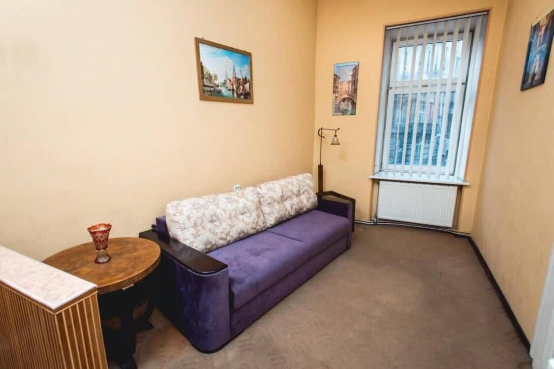 Apartment Veronica In Center Lviv Bagian luar foto